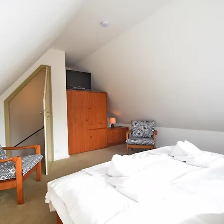 In Mit Grossem Garten Und 2 Badezimmer Tatil Evi