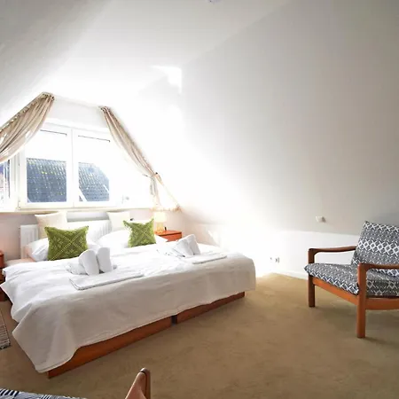 Tatil Evi In Mit Grossem Garten Und 2 Badezimmer *