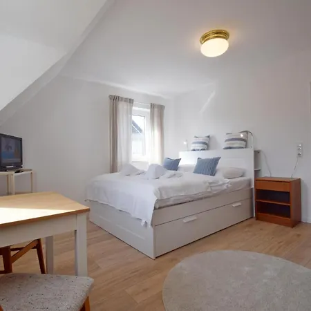 Tatil Evi In Mit Grossem Garten Und 2 Badezimmer Westerland